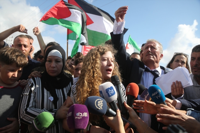 Filistinli cesur kız Temimi serbest bırakıldı